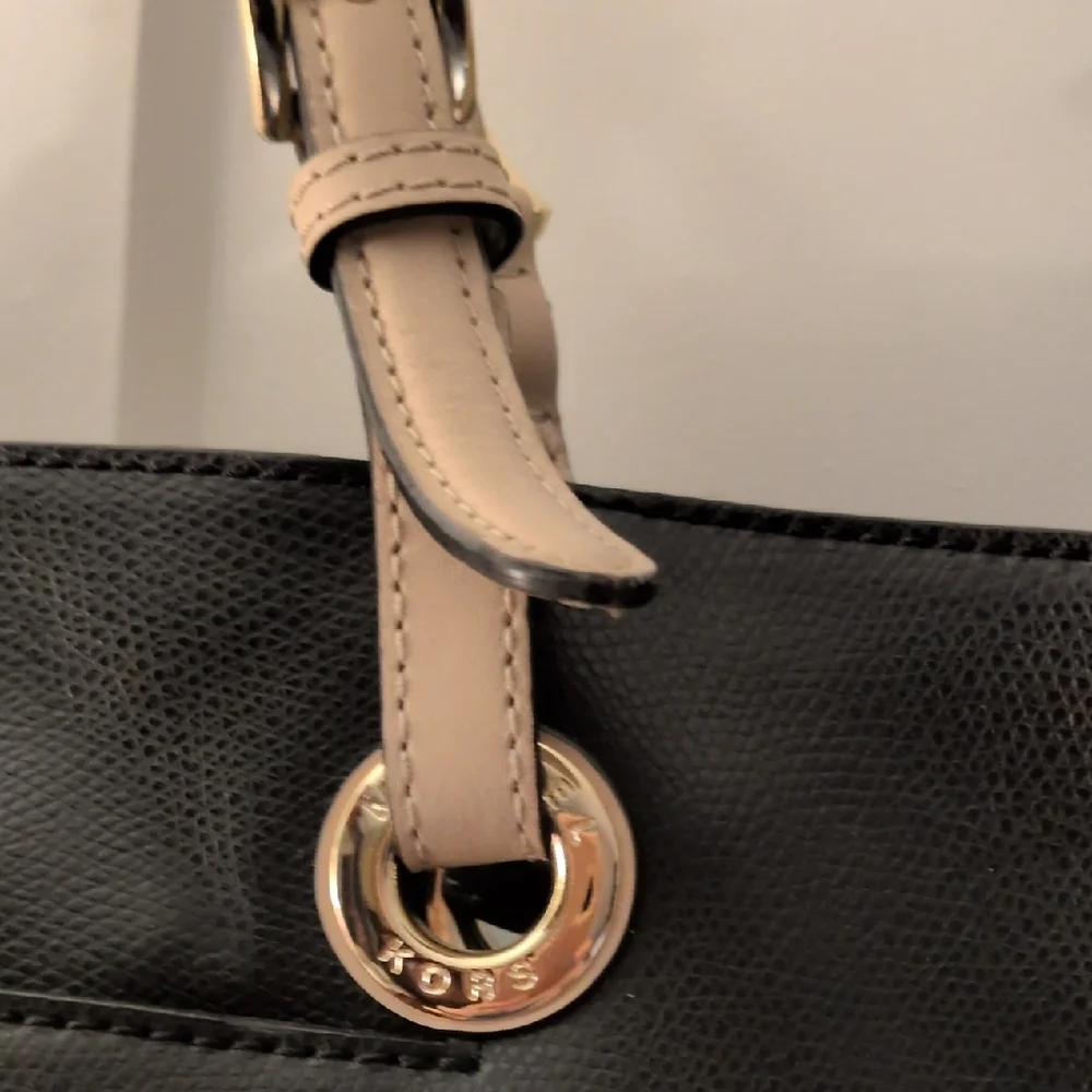 Michael Kors Black and Tan Tote Bag